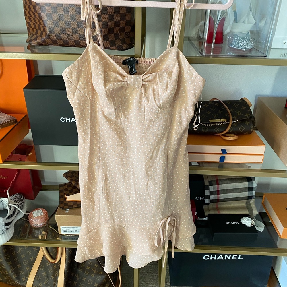 Forever 21 blush polka dot dress